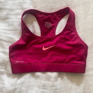 Nike pro sports bra